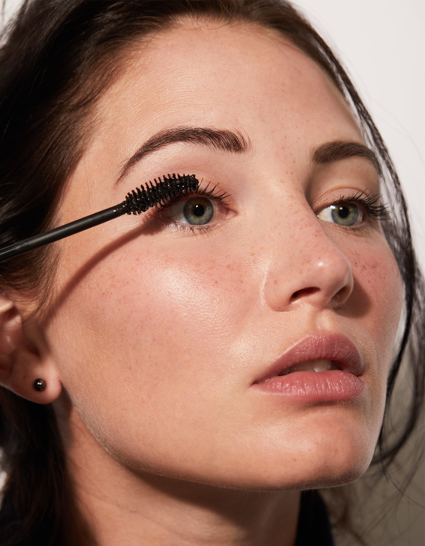 Eva Clumpy Clumpy Mascara Look